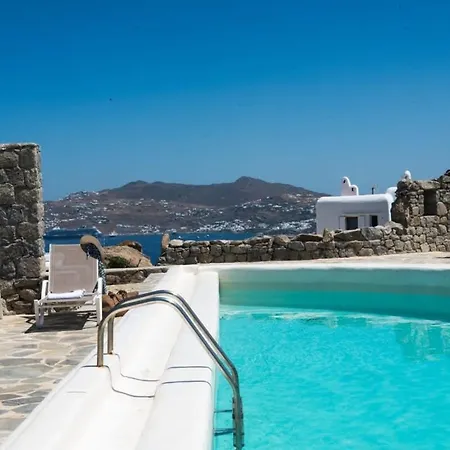 Gorgeous W Ocean Views And Shared Pools Ornósz